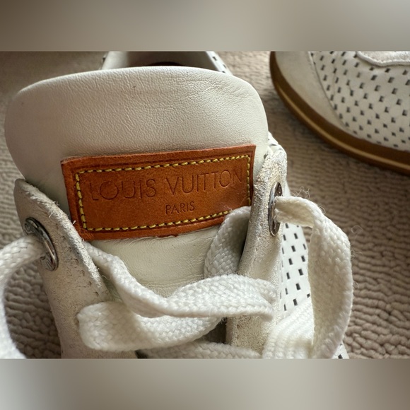 Authentic LOUIS VUITTON Women leather Sneakers, Off-White. Size 37, US size 6.5 - Picture 7 of 13